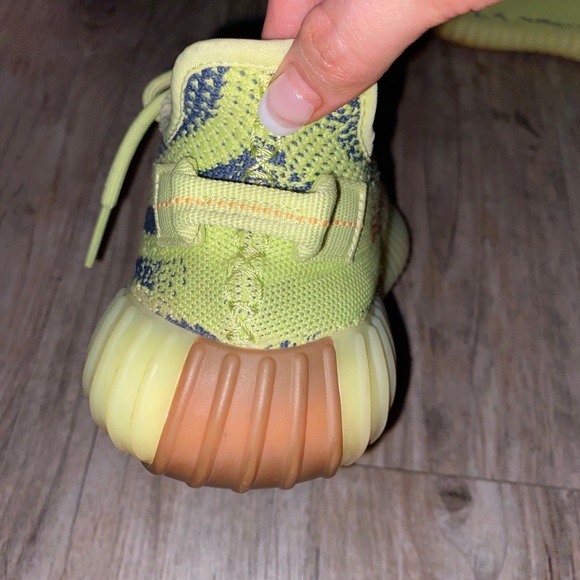 yeezy boost 350 v2 semi frozen yellow (Sold) - Picture 5 of 8